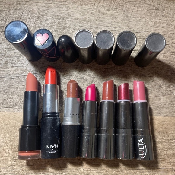 Multi brand lipstick bundle - Picture 3 of 4